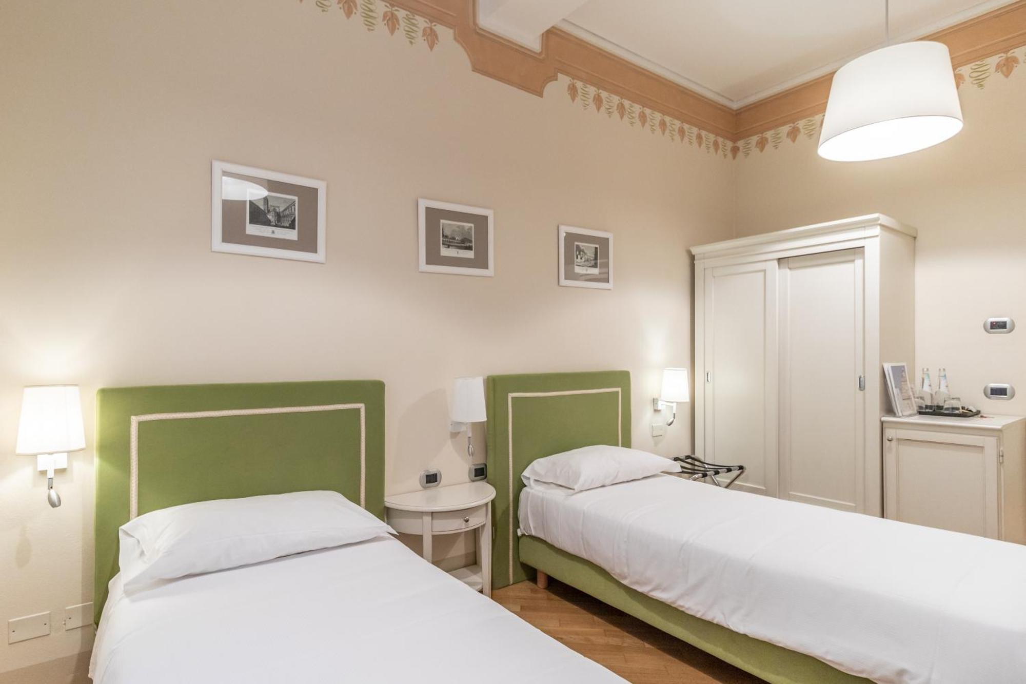 Casa Isolani Luxury Rooms Piazza Maggiore 1 Bologna Exterior foto