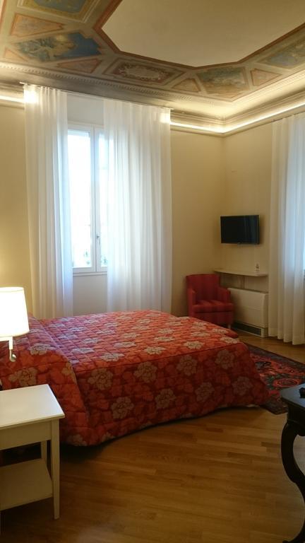 Casa Isolani Luxury Rooms Piazza Maggiore 1 Bologna Exterior foto